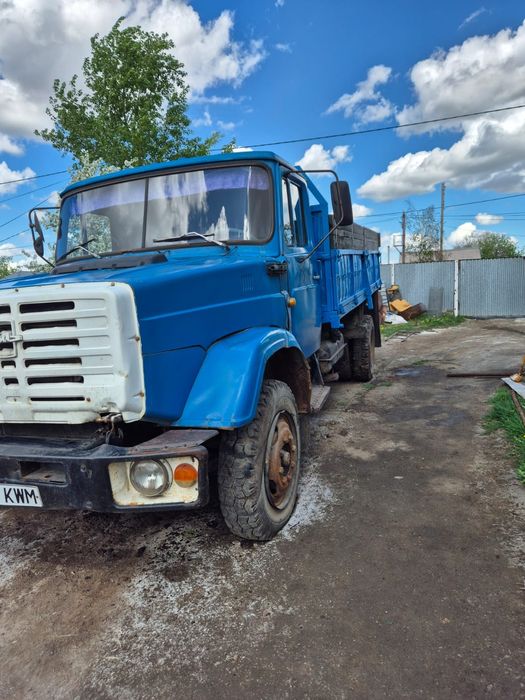 Грузовик бортовой