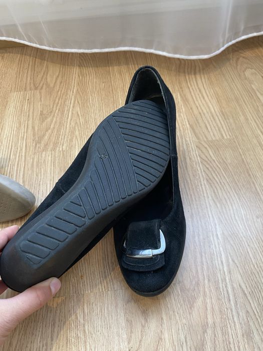 Pantofi din piele intoarsa naturala