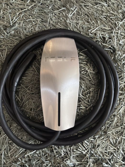 Зарядка Tesla Wall Connector (оригинал)