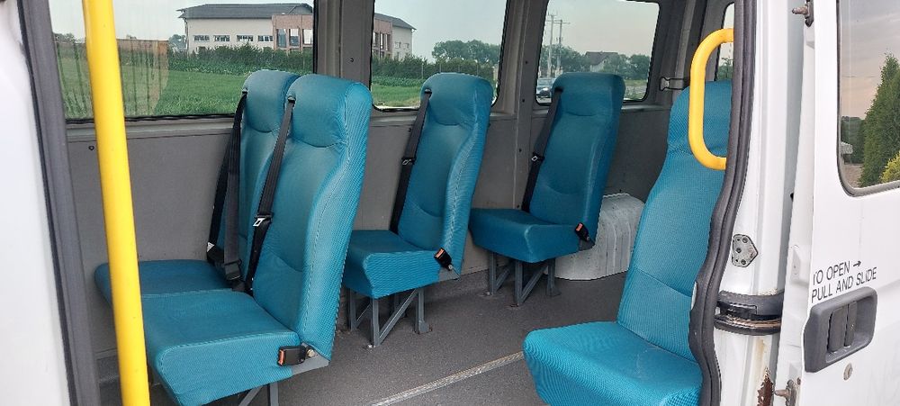 Renault Master 8+ 1 Locuri din 2010 motor 2.5 euro 5 Volan pe dreapta