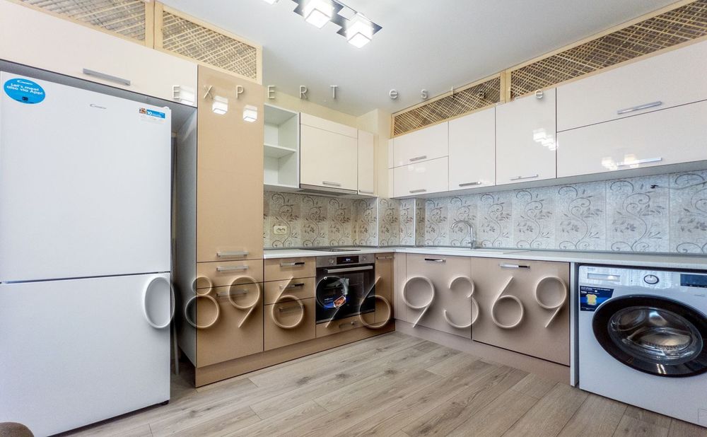 Продава се Двустаен апартамент в Варна, Възраждане 1 - 70 кв.м за 2358 €/кв.м - Снимка #2