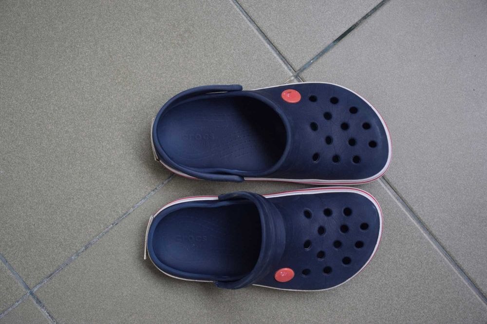 Crocs за момче размер C12 и сандалки Ecco 31 размер