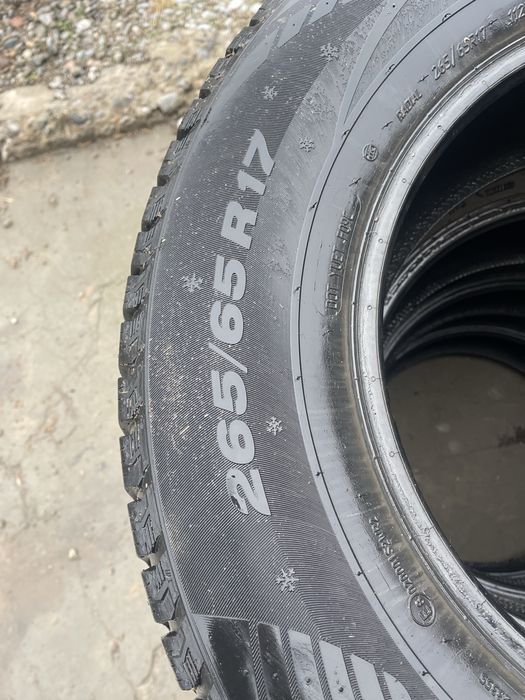 Шиный продается 265/65/17