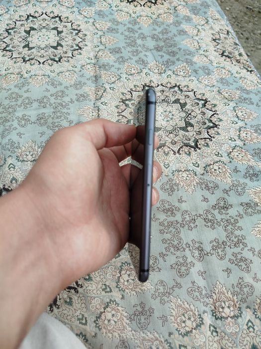 iPhone 8 64 gb xolati yaxshi