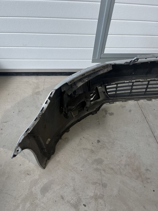 Bara față Volkswagen Golf 6