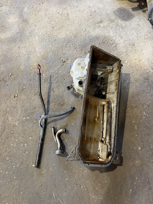Baie ulei m50 m52 m54 e30 e34 // sorb in fata bmw