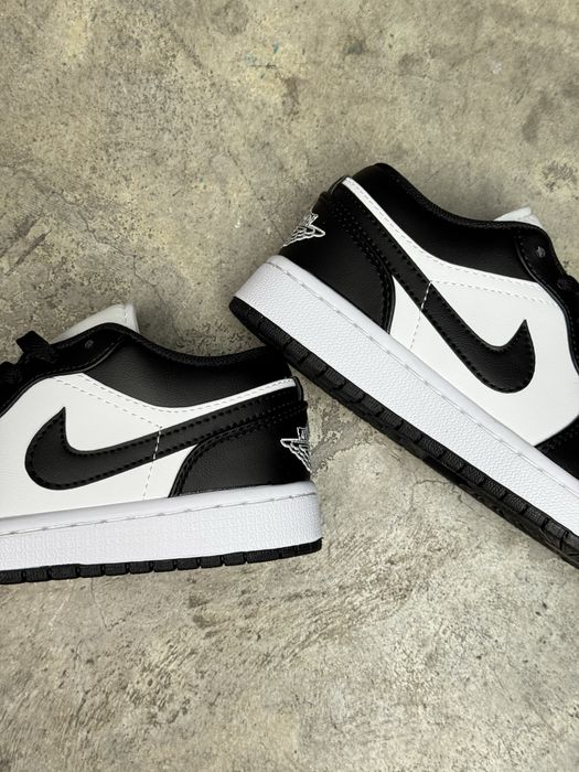 Кроссовки Air Jordan 1 Low black/white