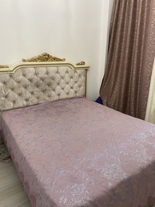 Двуспальняя кровать продам