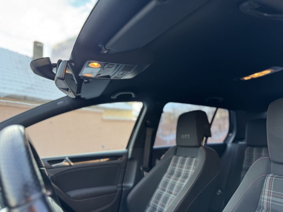 Vand VW Golf 6 GTI 2.0TSI 211CP 2011 Impecabil