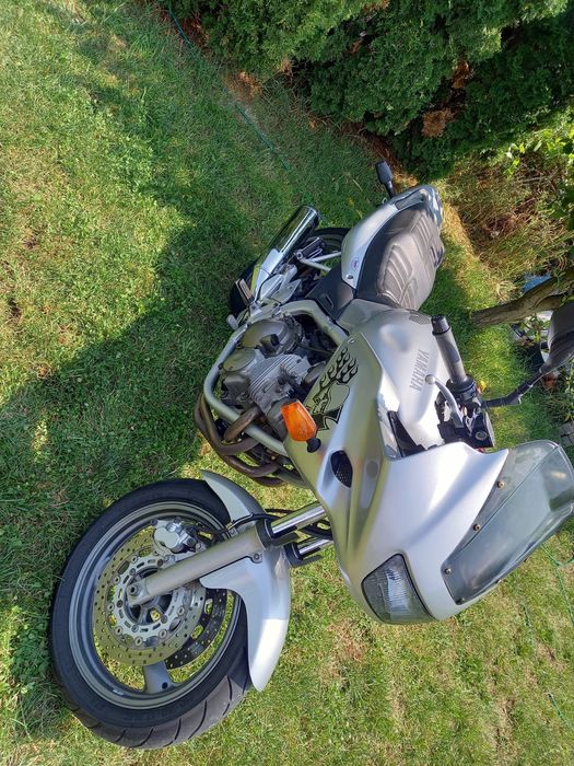 Motocicleta Yamaha XJ 600