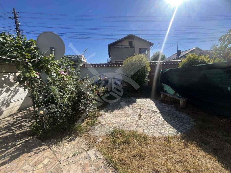 Дава се под наем Къща в Костинброд - 50 кв.м за 400 € - Снимка #3