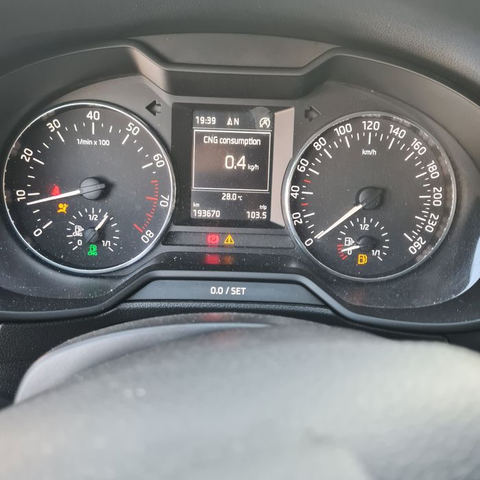 Шкода октавия 1.4 g-tec на части oktavia