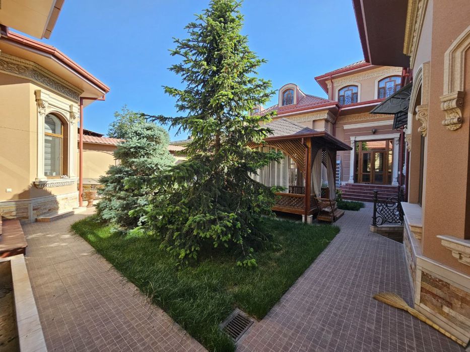 Урикзор 6 сот 8 хона Евроремонт 4 сан-узел ор: Лагер, 297-мактаб