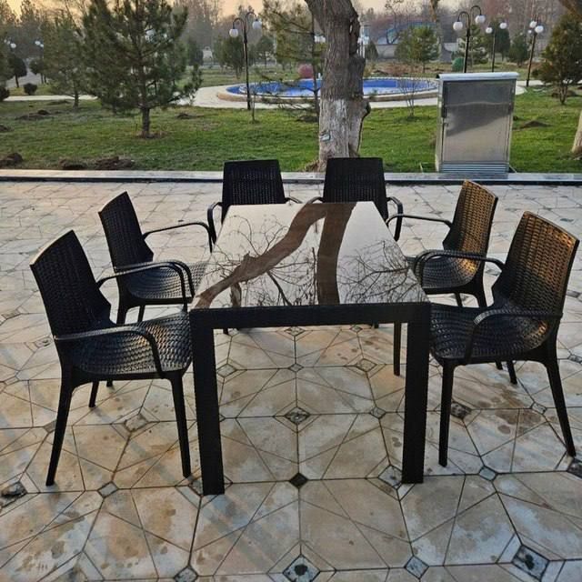 Продаются столы и стулья