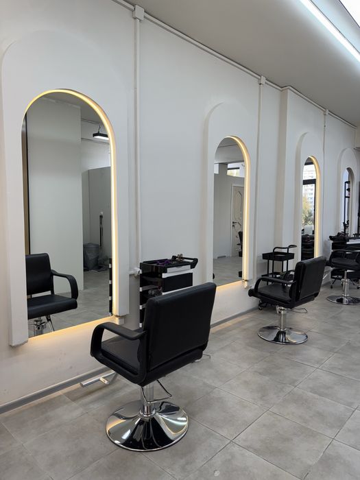 Сдается место для визажиста