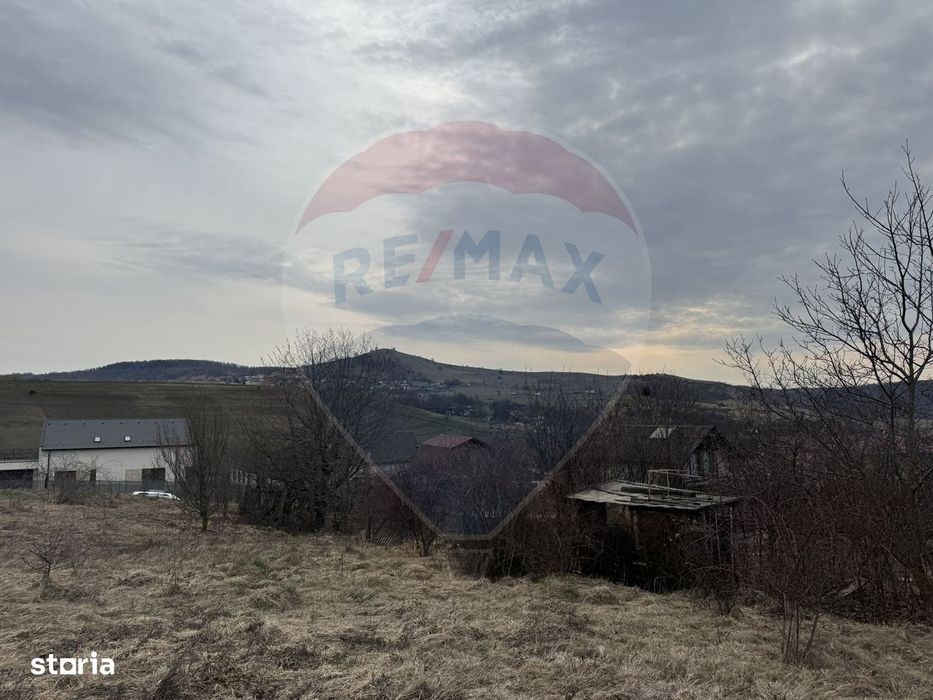 Teren intravilan 2307 mp în Salicea, zona premium, aproape de Cluj