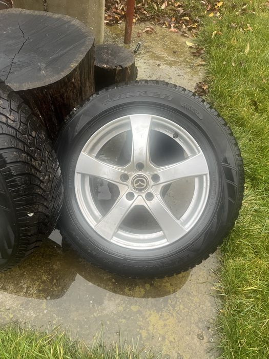 Vând jante aliaj R17 pentru SUV + anvelope de iarnă 225/65 R17