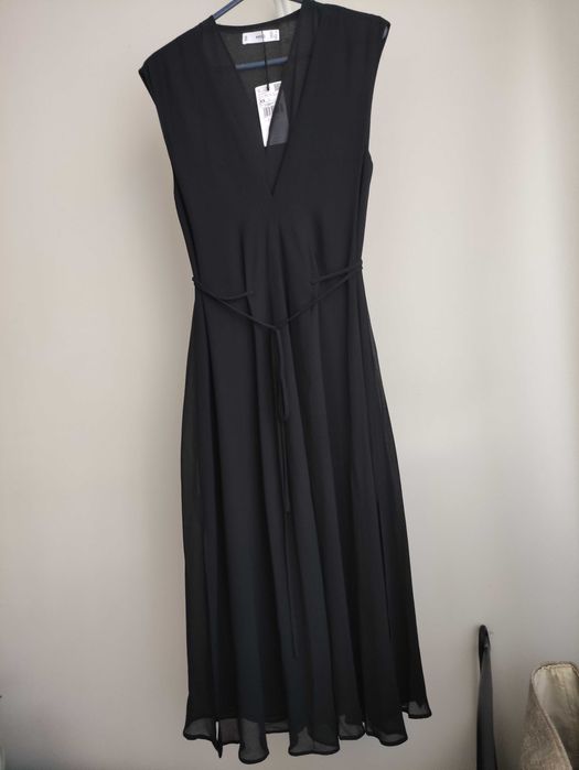 Рокля Mango черна S