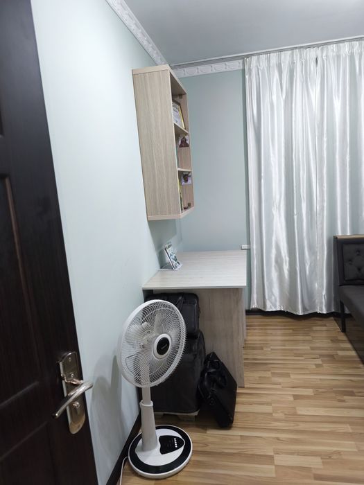 Продаётся 4 комнатная квартира