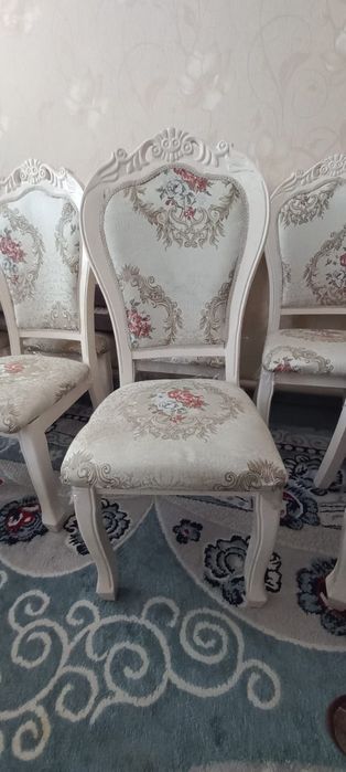 Стулья для гостиной