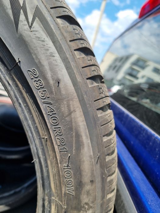 Set 4 Anvelope Bridgestone fata 285 40 R21 spate 315 35 R21 ca noi...