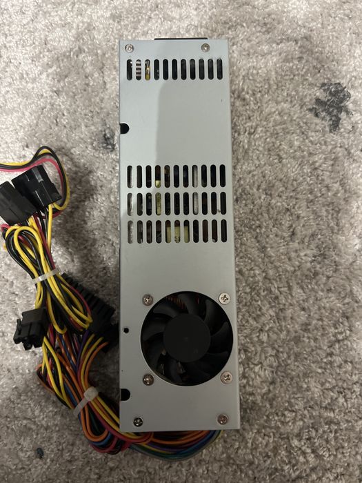 Захранване 150W.