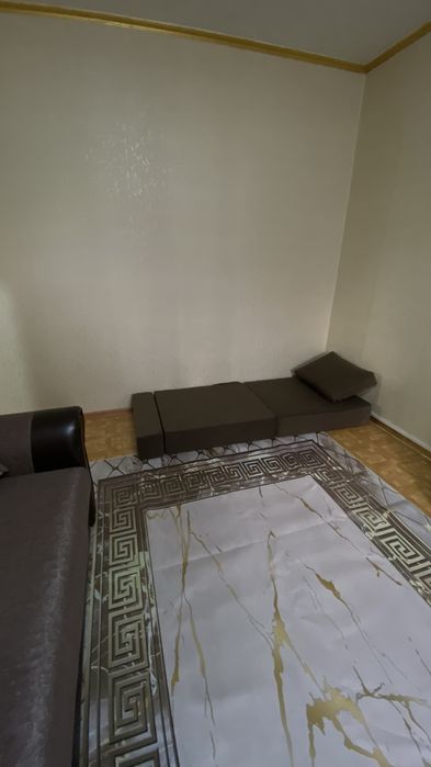 Сдаётся 1-комнатная в 12-м микрорайоне