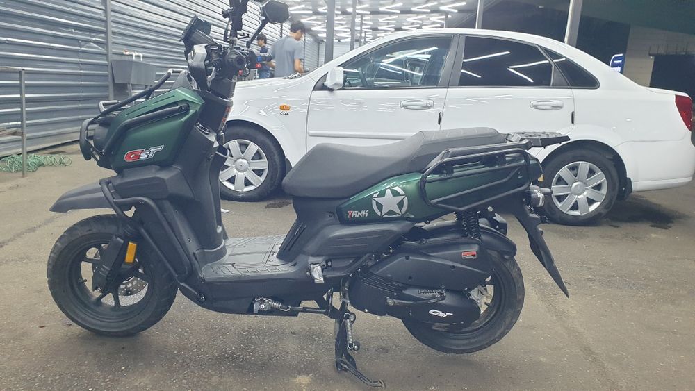 Skuter GST tank sotiladi xolati ideal yangi