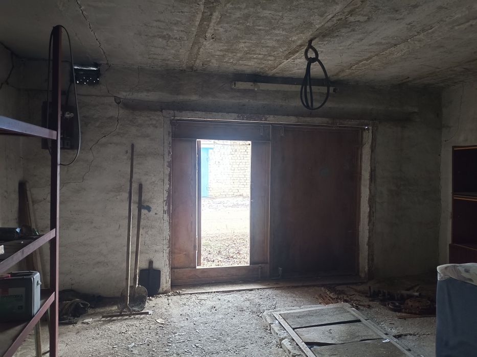 Гараж в ГСК-7 размере 5х6.