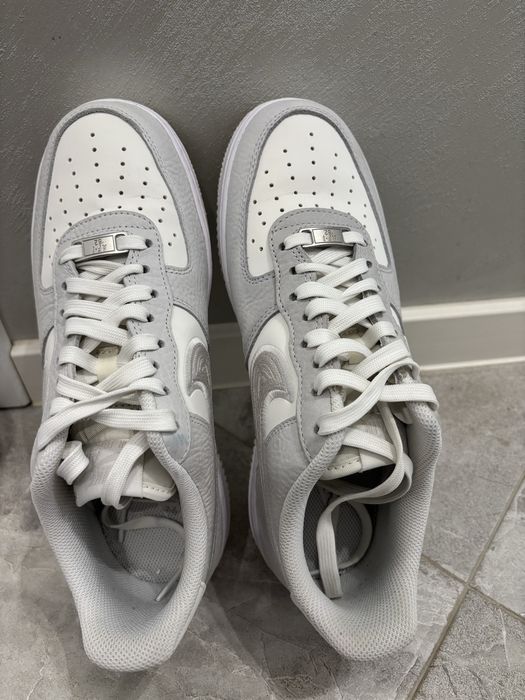 Nike Air Force 1 LV8