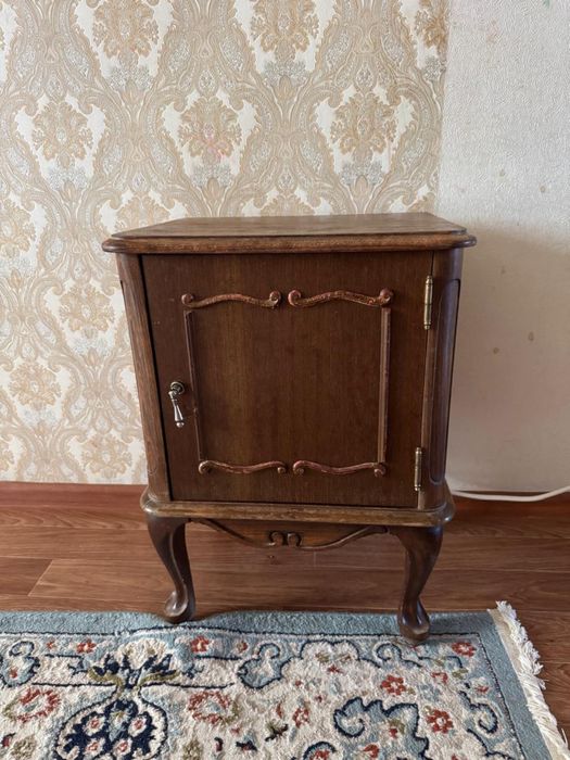 Срочно продается тумбочка.