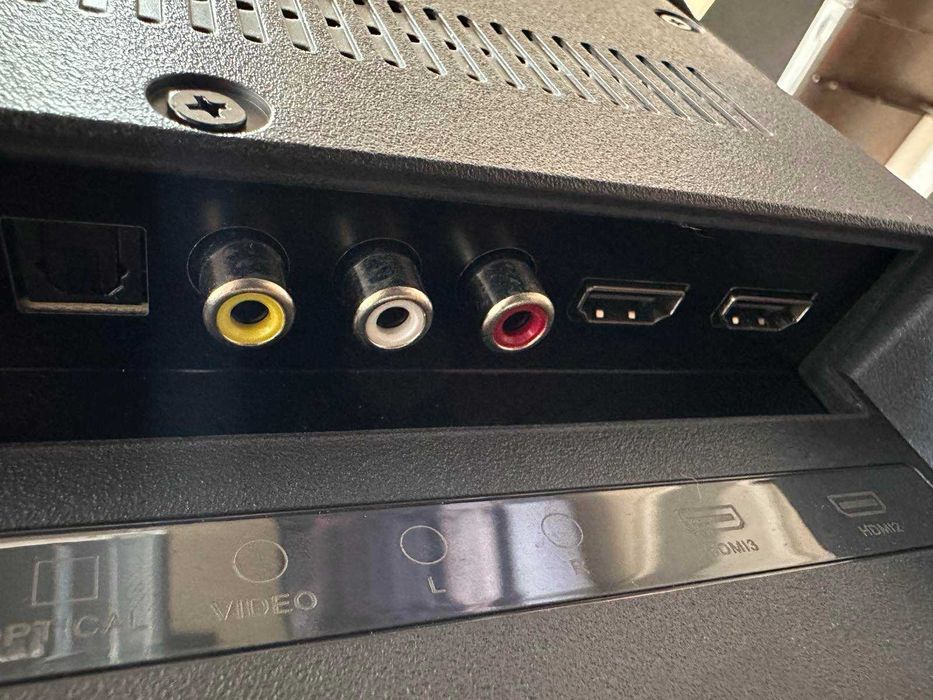 Телевизор KIVI LED 40F750NB, 40" (102 см), Smart Android TV, Full HD