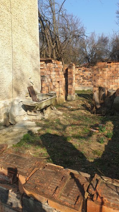 Къща на два етажа