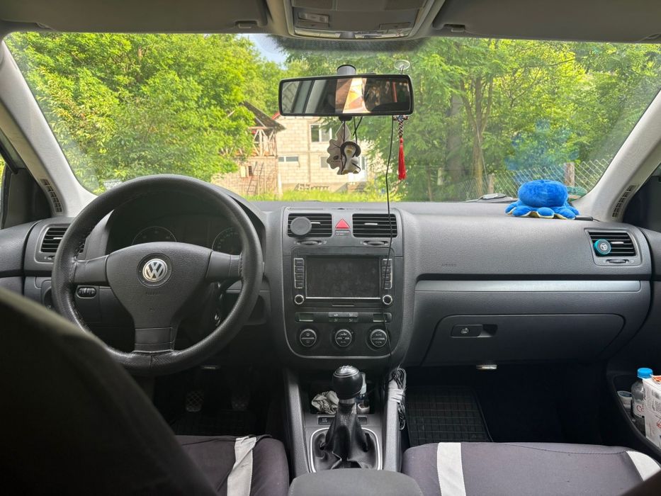 Vând golf 5 diesel fab 2008