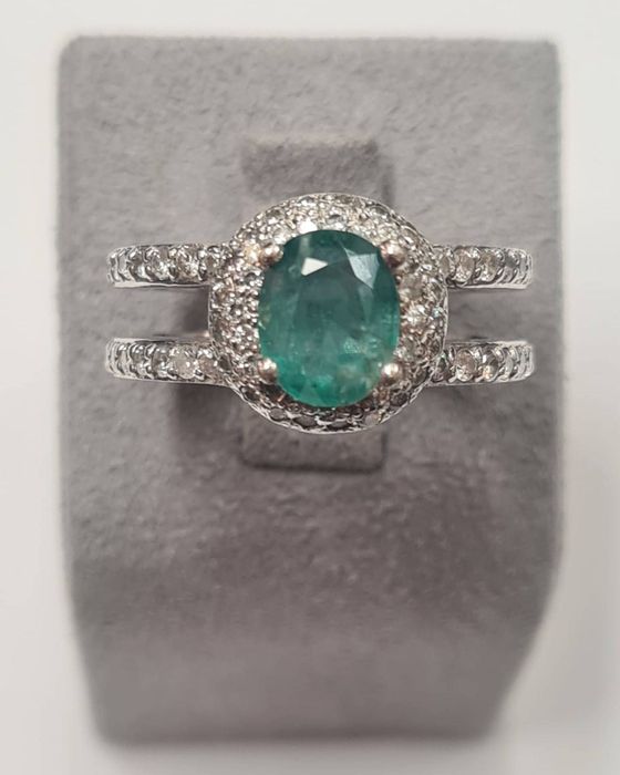 Inel din aur alb 14k cu smarald natural si diamante naturale, IAU792