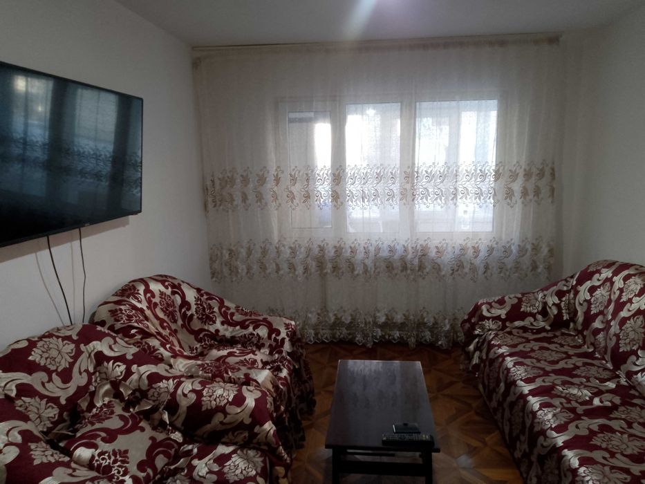 Apartament 3 camere – Micro 40, Galați | Parter | Proprietar