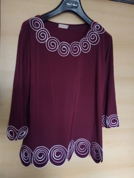 Bluze și costum elegant