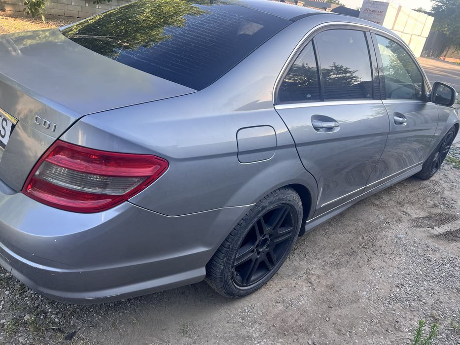 Vand Mercedes C 200