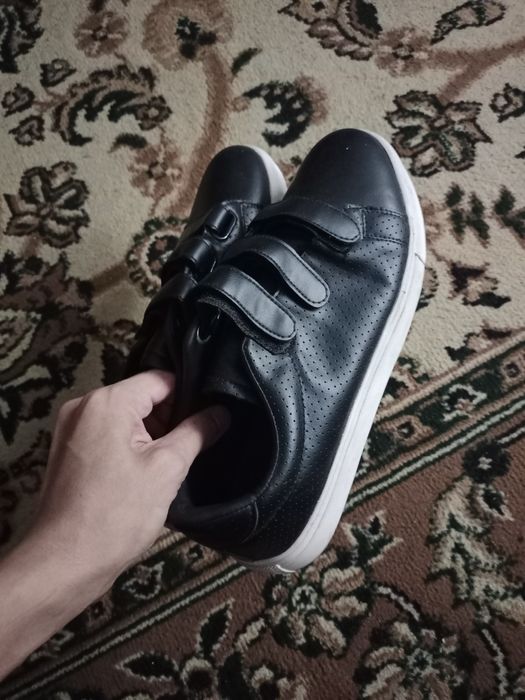 Кроссовки классика