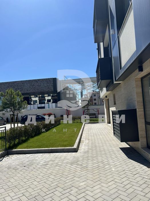 Продава се Двустаен апартамент в Пловдив, Христо Смирненски - 78 кв.м за 1230 €/кв.м - Снимка #9