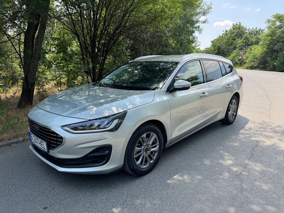 FORD Focus 2022 — imagine 4