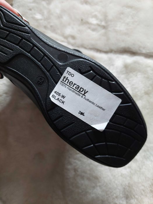 Ортопедични обувки от естествена кожа