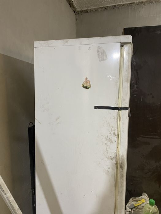 Продам холодильник