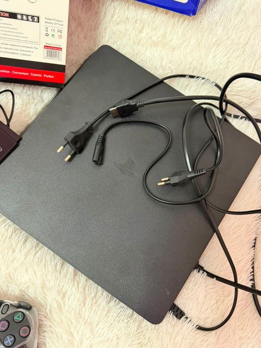 PlayStation 4 slim