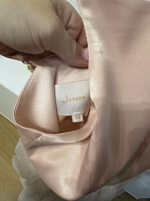 Junona Официална рокля