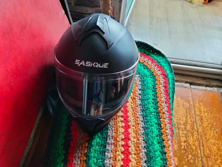 Продам шлем мотоциклетныйиклетный