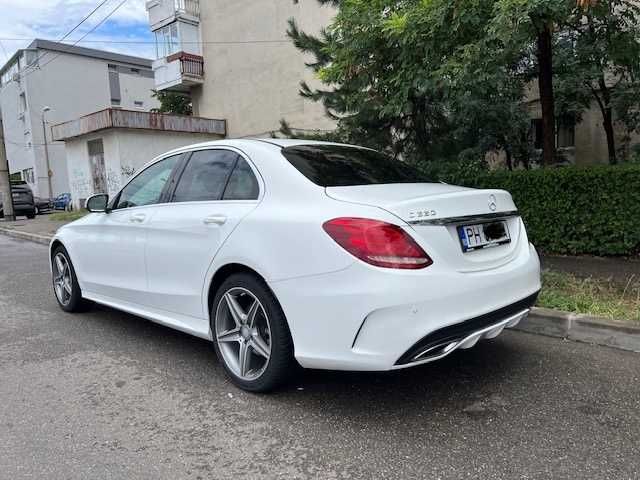 Mercedes-Benz C 220 (BlueTEC) 7G-TRONIC AMG Line