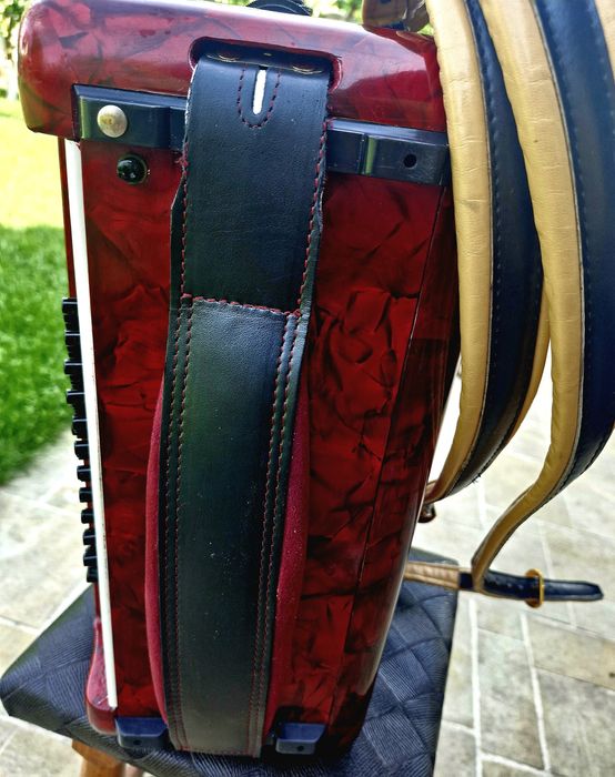 Acordeon Parrot cu 60 basi roșu
