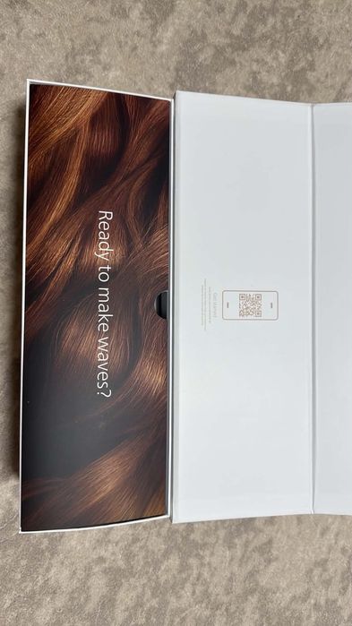 Автоматична маша за коса Philips WavePro Styler 9000 SenseIQ в отлично състояние.