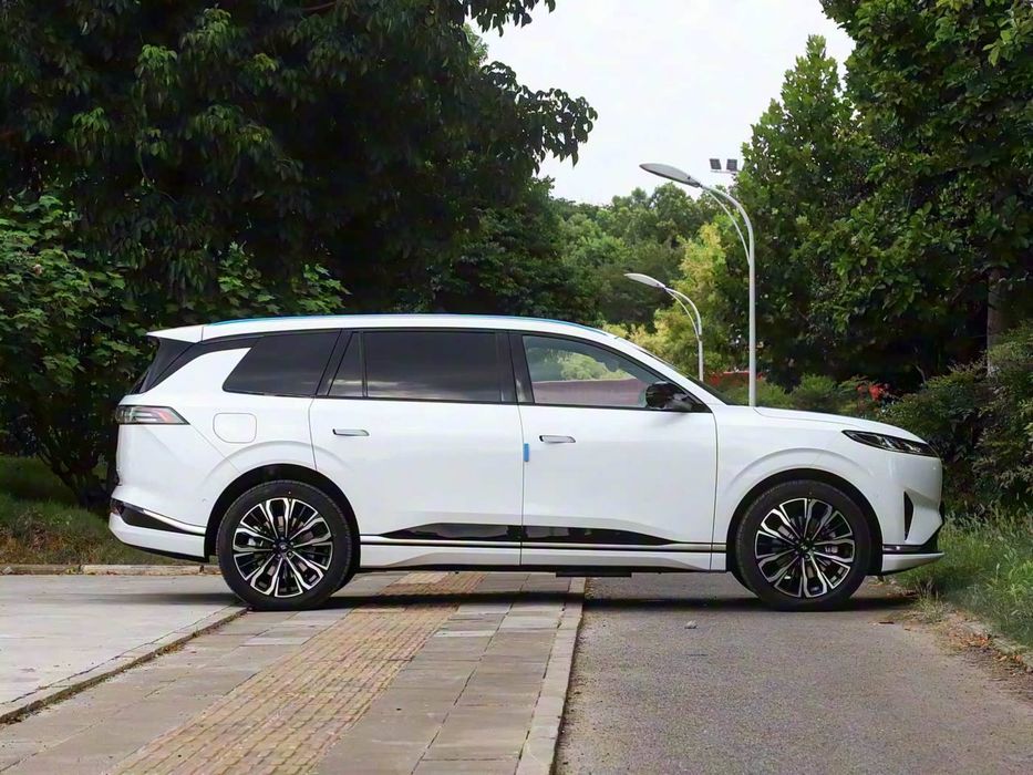 Dongfeng 008 рестайлинг 2026 в наличии